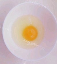 唇齿留香的煎蛋做法图解2)
