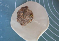 自制梅干菜烧饼做法图解15)