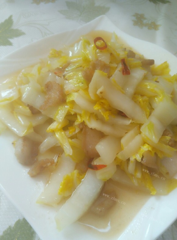 特色美食酸辣白菜