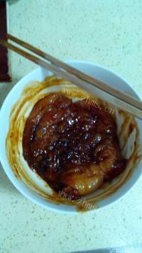 美味的烤鸡肉意面沙拉做法图解3)