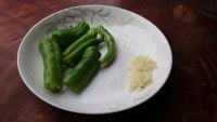质嫩爽口的虎皮青椒做法图解2)