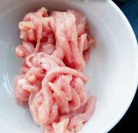 家常菜京酱肉丝做法图解1)