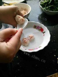 家常菜蔬菜肉丸汤做法图解3)