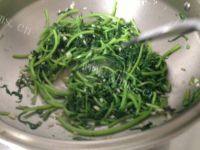 易做的蒜香茼蒿做法图解6)