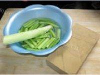 美味的凉拌豆干做法图解1)
