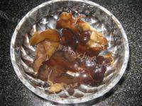 油菜炒肉自制做法图解2)