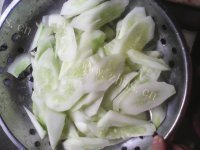虾米炒黄瓜做法图解1)