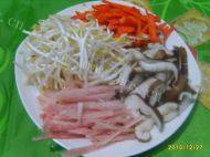 豆芽肉丝炒饼做法图解2)