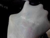 诱人的肉松小餐包做法图解8)