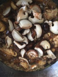 色香味俱全的黄焖鸡米饭做法图解7)