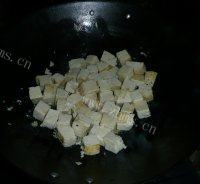 美美厨房之香煎豆腐做法图解7)