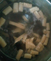美味的麻辣香锅做法图解7)