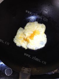 美味番茄蛋饭做法图解4)
