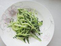 简单的凉拌粉皮做法图解2)