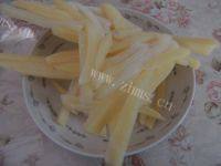 家常菜椒盐土豆条做法图解1)