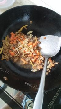 好吃的双椒孜然羊肉做法图解9)