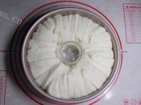 香甜的日式炼乳面包做法图解6)