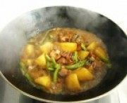 豆角土豆炖排骨