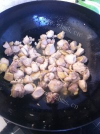 鲜美香菇土鸡小揪面做法图解7)