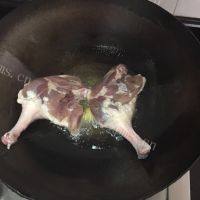 自己做的酱烧鸭腿做法图解3)