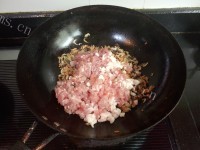 自制版家庭版烧麦做法图解8)