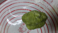 特色的万圣节南瓜面包做法图解11)