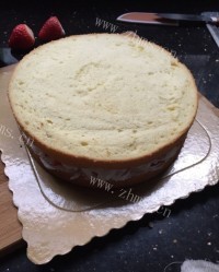 自制草莓蛋糕做法图解3)