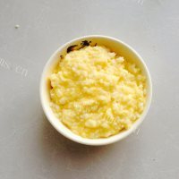 清淡的青豆炒饭做法图解4)