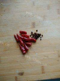 家常菜炝炒圆白菜做法图解3)