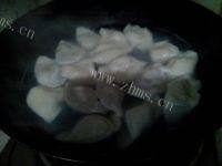 水煮东北饺子做法图解5)