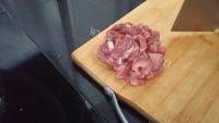 家常菜酸菜炒肉丝做法图解3)