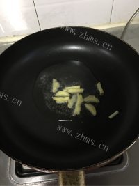 色泽诱人的红烧塘鳢鱼做法图解5)