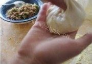 美味的驴肉馅饼做法图解4)