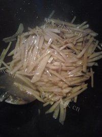 鲜香的炒土豆