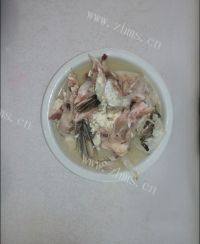 鲜香美味鱼头炖豆腐做法图解9)