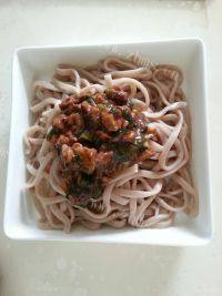 #DIY美食#炸酱面