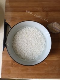 美味的鲍鱼鲜虾粥做法图解2)