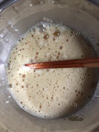 质嫩爽口的奶黄包做法图解4)