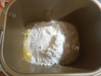 自制蔓越莓小餐包做法图解2)