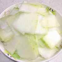 家常菜冬瓜炒肉做法图解2)