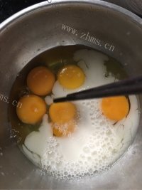 芳香四溢的蛋卷做法图解3)