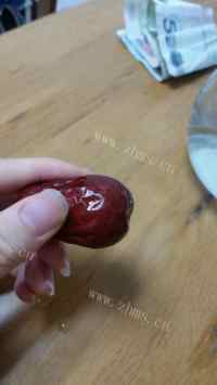 特下饭的自制枣泥馅做法图解2)