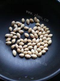 炒白果做法图解3)