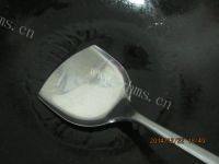 自制青椒炒腊肉做法图解5)