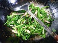 易做的杏鲍菇炒芹菜做法图解9)