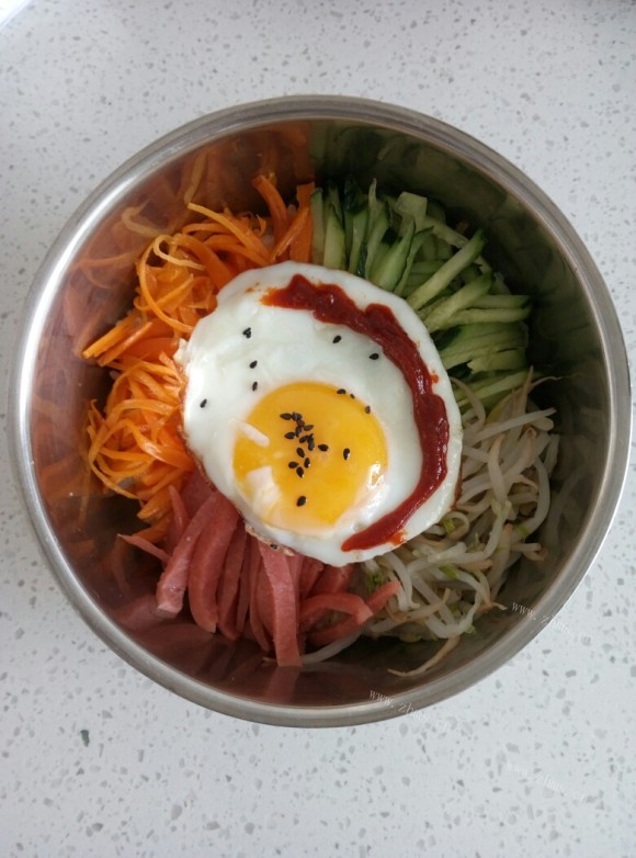 美味的韩式拌饭