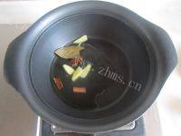 美味的土豆烧鸡翅做法图解3)