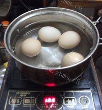 当归红枣煮蛋做法图解2)