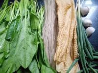 家常菜菠菜拌粉丝做法图解1)