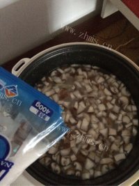 早餐菠菜香菇瘦肉粥做法图解12)